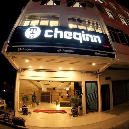 Hotel Cheqinn Ipoh Esterno foto